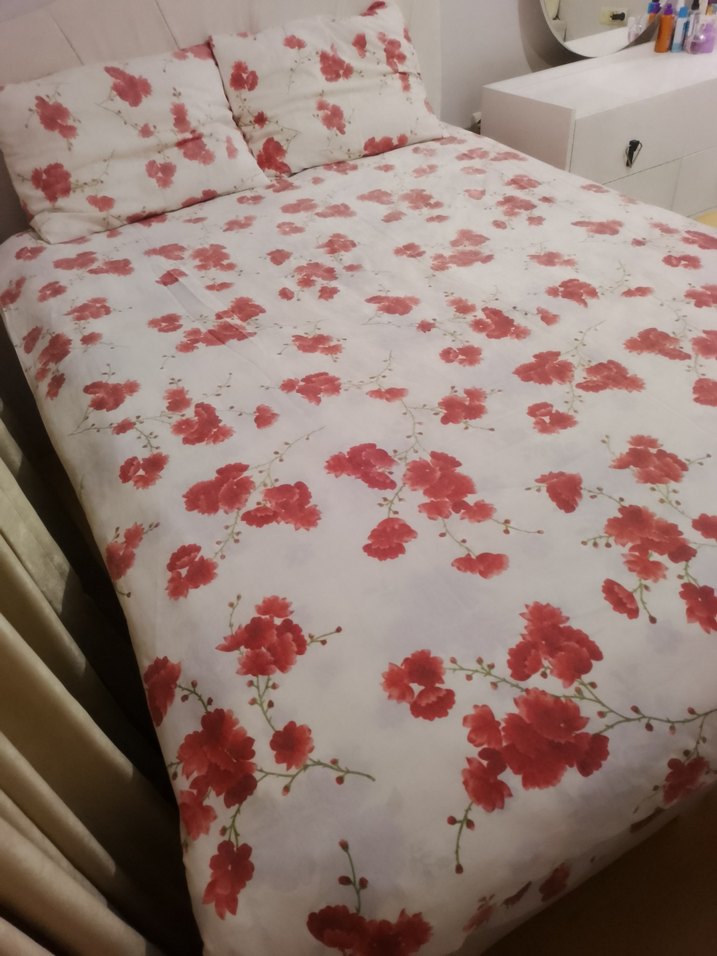 Beyaz Çiçek Desenli Yatak Örtüsü - Görsel 4