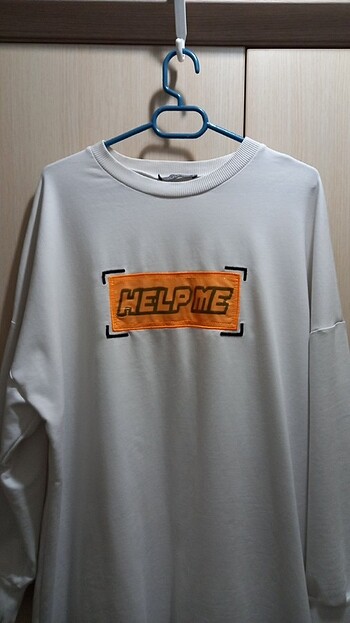 Beyaz help me yazılı sweatshirt/tunik