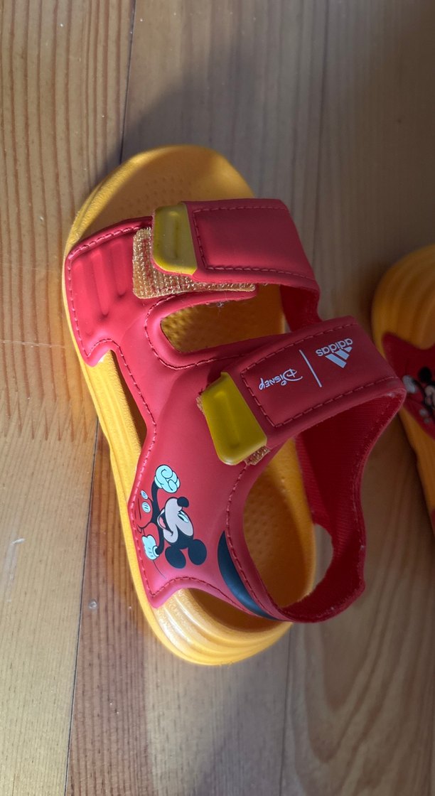 Çocuk Kırmızı Renkli Cırt Cırtlı Terlik - Görsel 5