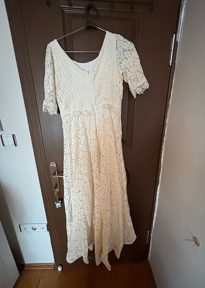 Ekru dantel elbise - Görsel 2