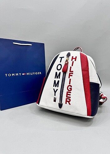 Tommy Hilfiger çanta 32 25cm 