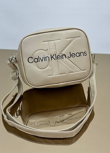 Calvin Klein Çanta 19 15cm