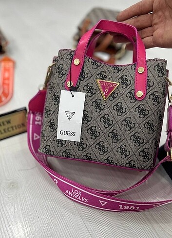 Guess Çanta 20 22cm