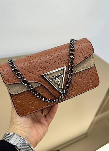 Guess Çanta 18 9cm