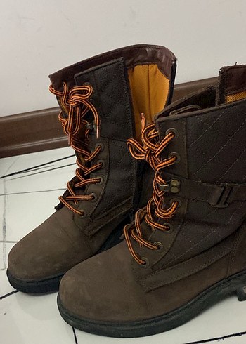 Kahverengi Süet Bağcıklı Biker Kadın Bot