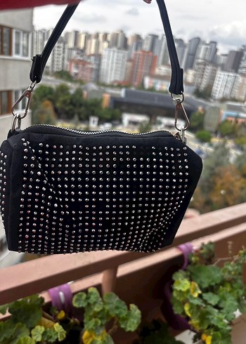  Beden Tokalı Siyah Punk Tarzı Kadın Çanta