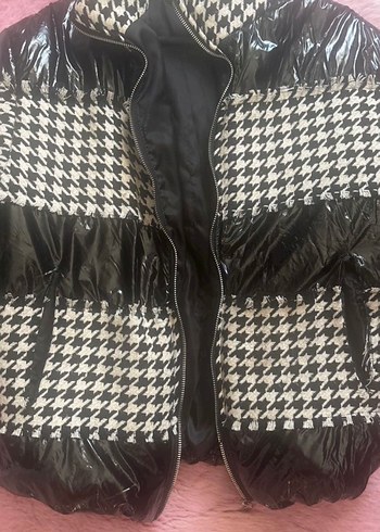 Kısa Siyah Kazayağı Desenli Kadın Mont - Görsel 5