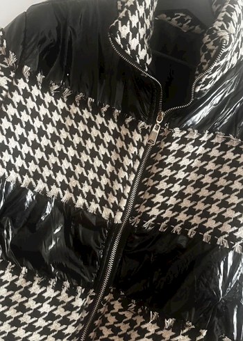 Kısa Siyah Kazayağı Desenli Kadın Mont - Görsel 2