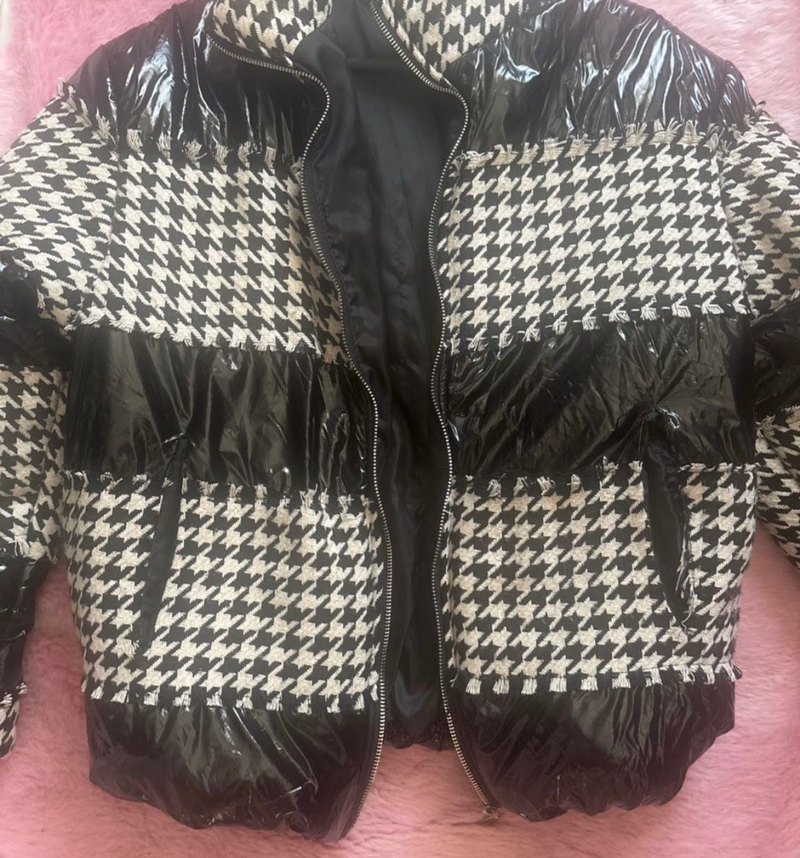 Kısa Siyah Kazayağı Desenli Kadın Mont - Görsel 5