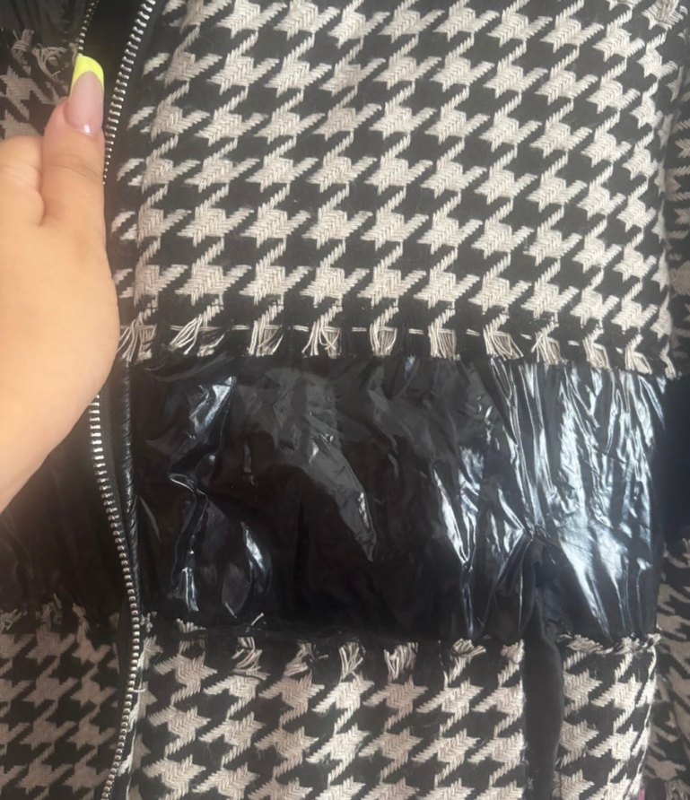 Kısa Siyah Kazayağı Desenli Kadın Mont - Görsel 4