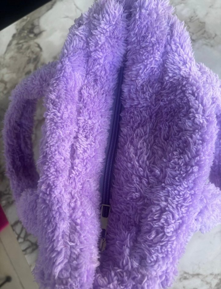 Mor Peluş Kadın El Çantası - Görsel 4