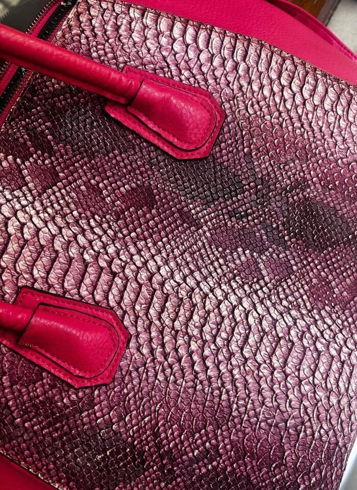 Givenchy Pembe Yılan Derisi Desenli Deri Çanta - Görsel 2