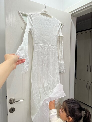Beyaz elbise - Görsel 5