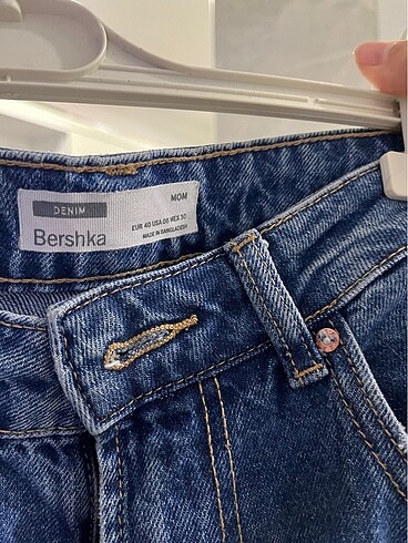 Mom jeans