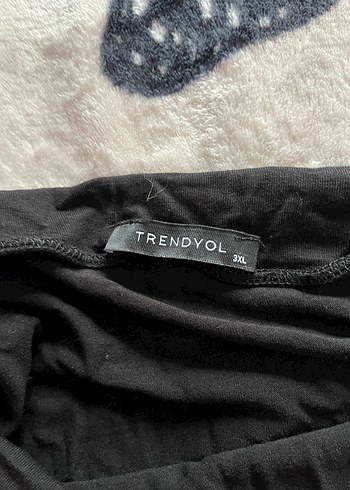 Siyah Uzun Kollu Kayık Yaka Tişört - Görsel 2