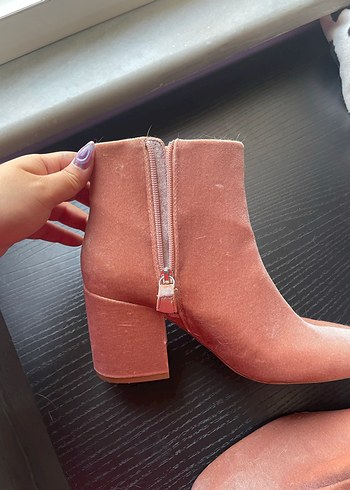 Pembe Topuklu Kadın Bot - Görsel 5