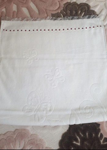 Nakışlı Beyaz Renkli Havlu - Görsel 4