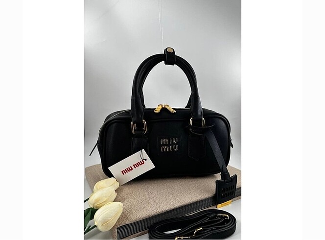 Miu Miu Miu Miu Çanta