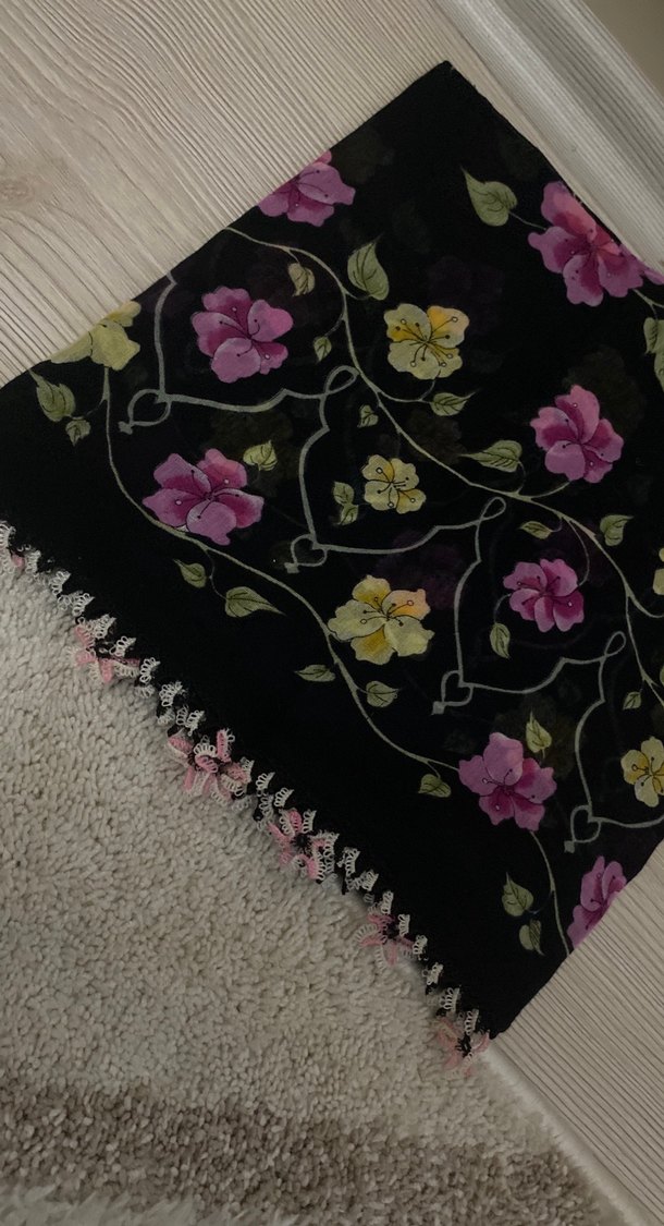 Dantel Detaylı Çok Renkli Kadın Fular - Görsel 2