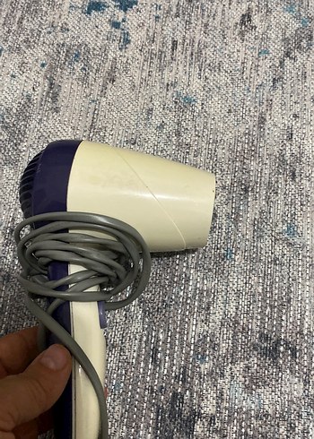 Philips Philips Beyaz Gri Kompakt Saç Kurutma Makinesi