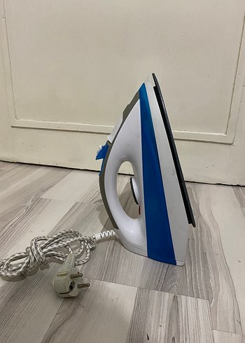 Tefal Beyaz ve Mavi Elektrikli Ütü