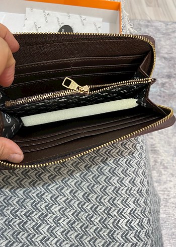 Kahverengi Deri Baskılı Fermuarlı Kadın Cüzdanı - Görsel 4