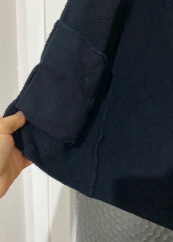 Siyah Erkek Çocuk Örgü Yün Hırka - Görsel 4