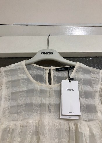 Bershka  Beyaz Keten Pilili Mini Bluz - Görsel 2