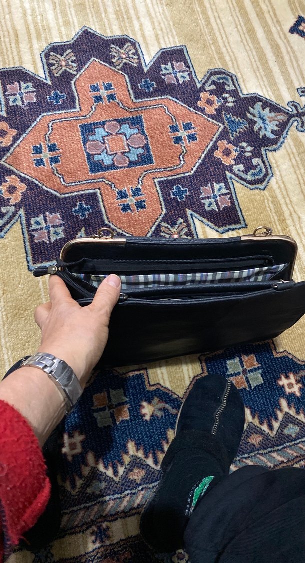 Kadın Siyah Deri Yılan Desenli Fermuarlı Çanta - Görsel 3