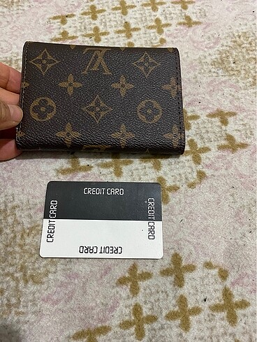 Louis Vuitton kadın cüzdan