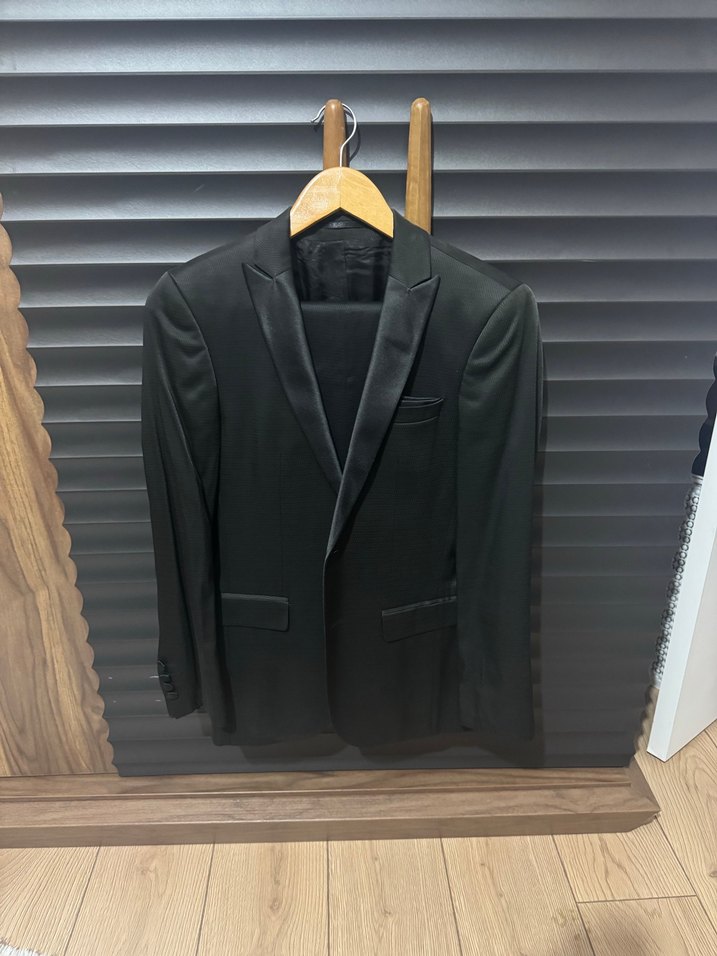 DS Damat-Düğmeli Siyah Erkek Takım Elbise - Görsel 2