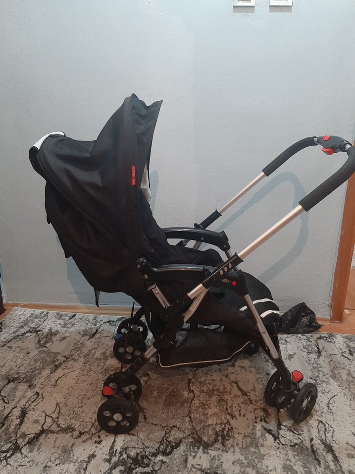 Koyu Siyah Bebek Arabası - Görsel 3