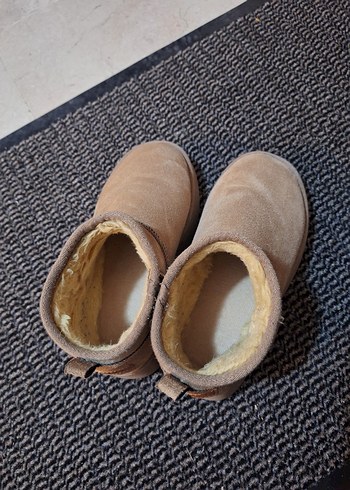 Bej Süet Kadın Kürklü kisa Bot - Görsel 4