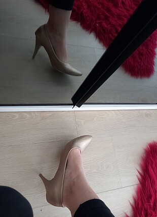 38 Beden Stiletto