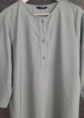 Düğmeli mint yeşili kadın tunik