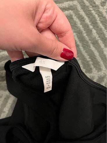 H&M Atlet kapa yaka