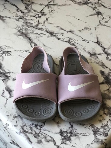 Nike sandalet