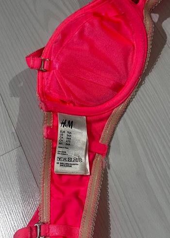 Yeni H&M Pembe Dantel Detaylı sütyen - Görsel 3