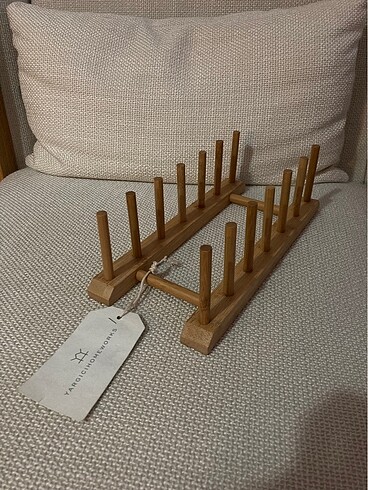 Yargıcı Tabak Rafı
