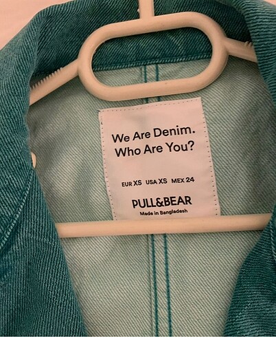 xs Beden pull and bear yeşil yelek