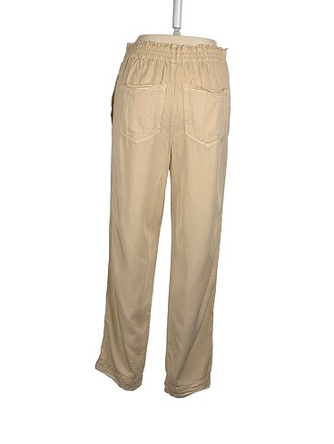 s Beden Stradivarius Kumaş Pantolon %70 İndirimli.