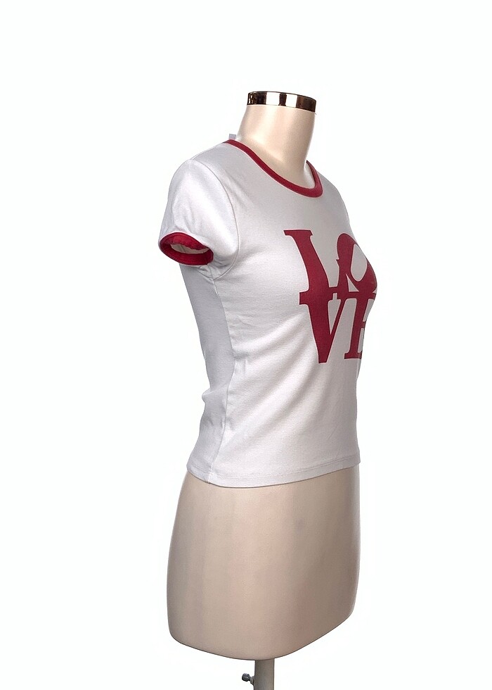 Stradivarius T-shirt %70 İndirimli. - Görsel 2