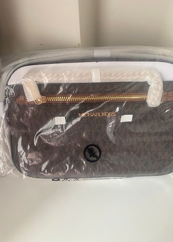 Beden Michael Kors Desenli Kahverengi logolu Çapraz Çanta