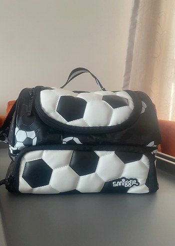 Futbol Desenli Siyah Çocuk Okul beslenme Çantası - Görsel 5