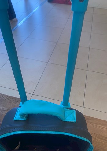 Smiggle Uzay Temalı Çocuk valiz Çantası - Görsel 7