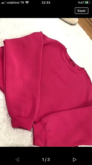Sweatshirt