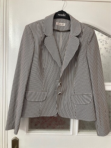 Çizgili crop blazer ceket - Görsel 5