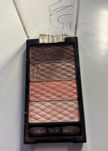 Bej Tonlarda Göz Farı Paleti - Görsel 3