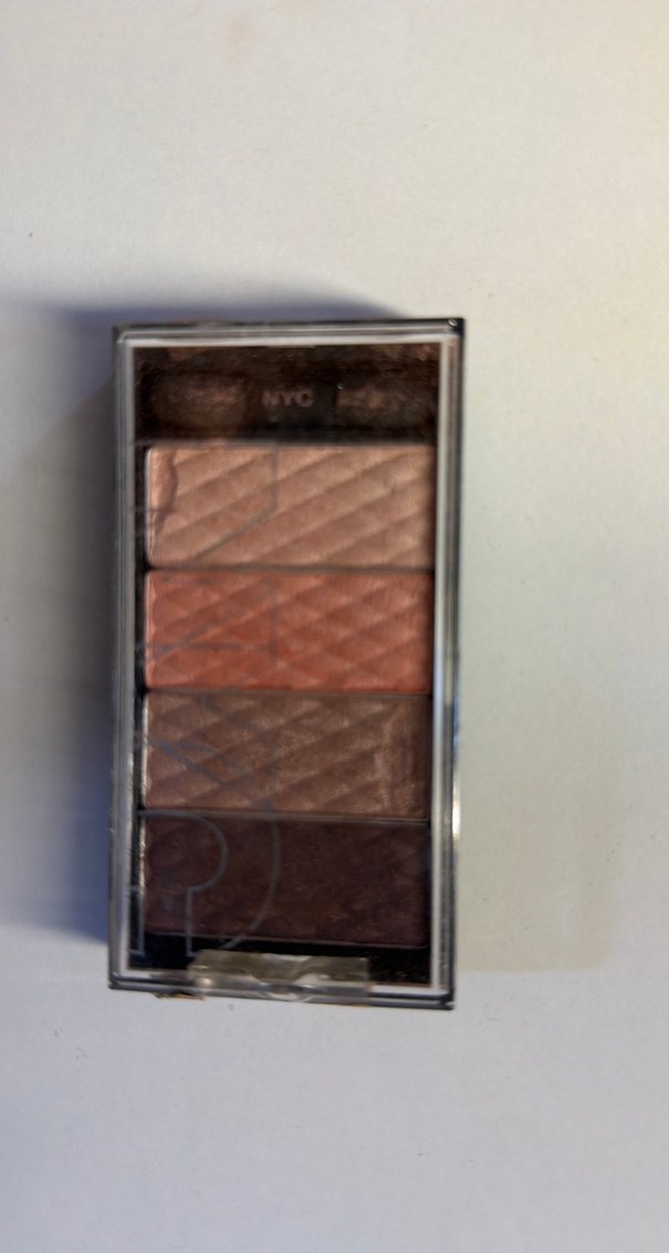 Bej Tonlarda Göz Farı Paleti - Görsel 2