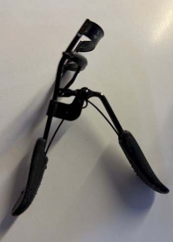 Siyah Kirpik Kıvırıcı - Görsel 2